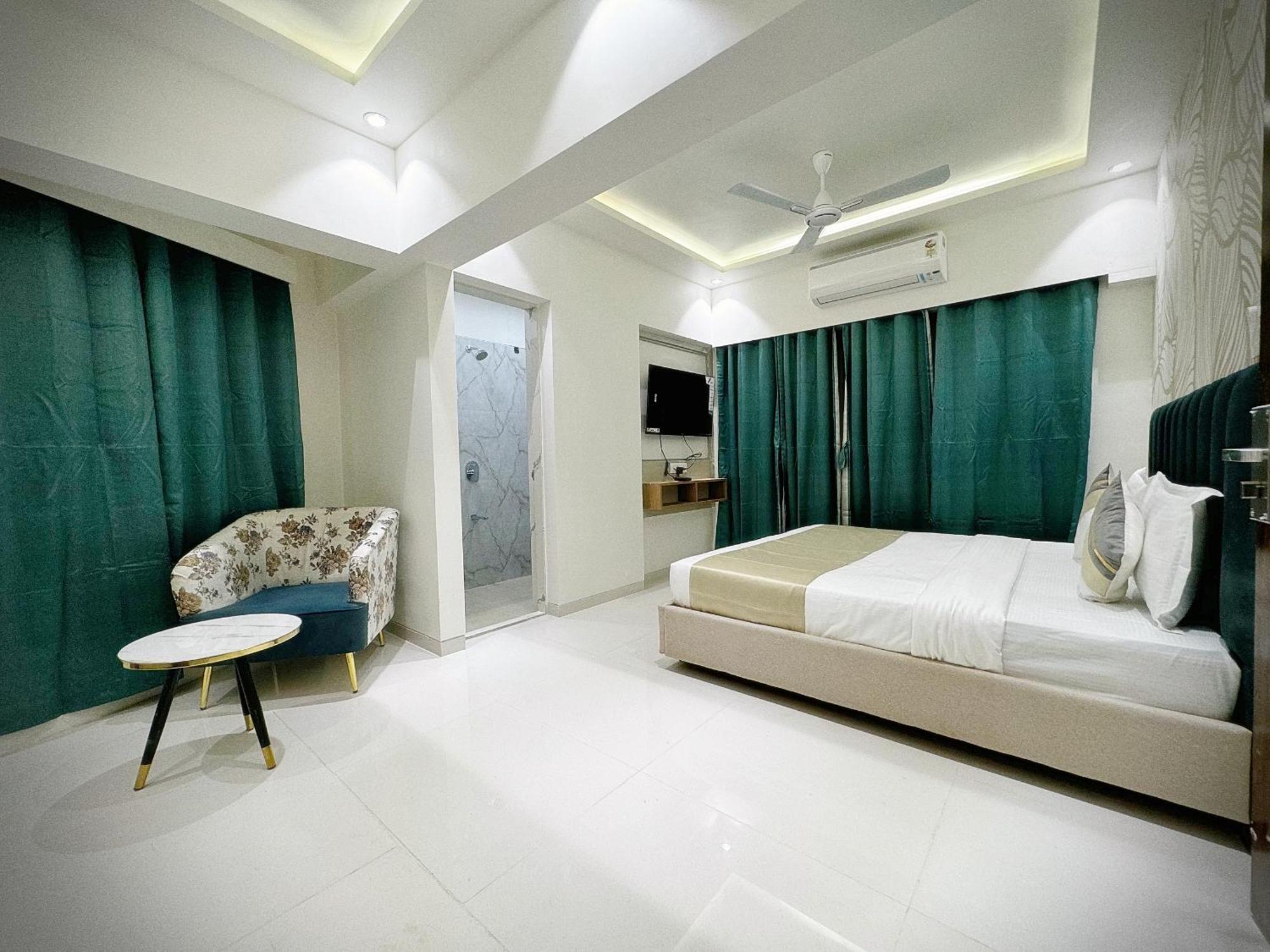 The Orion Premium Apartament Bombaj