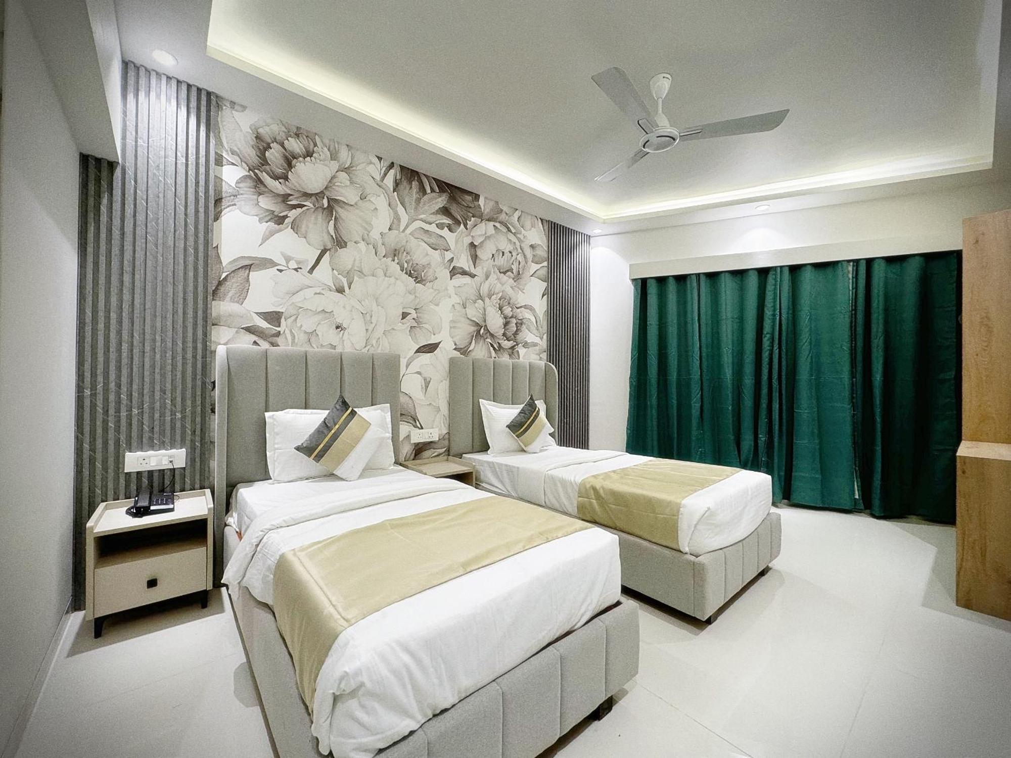 Apartament The Orion Premium *